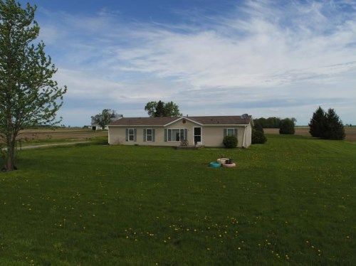 3662 E 1220 S, Amboy, IN 46911