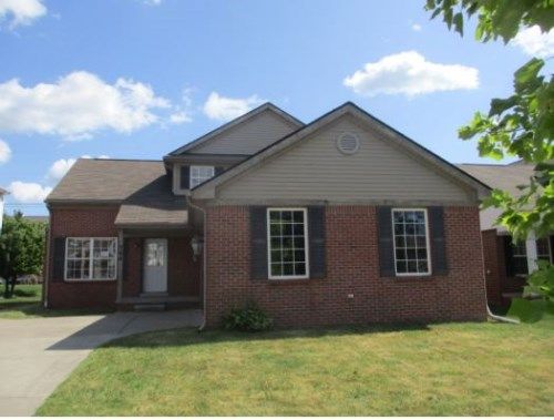 760 Harding St, Detroit, MI 48214