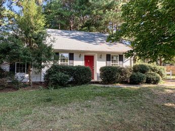 204 Long Crescent Dr, Durham, NC 27712