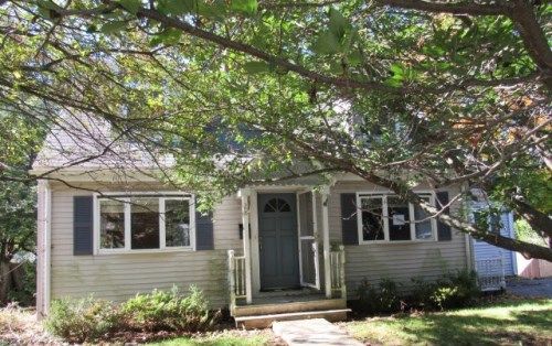 28 Heather St, Beverly, MA 01915