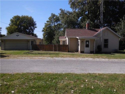 405 Elm St, Concord, IL 62631