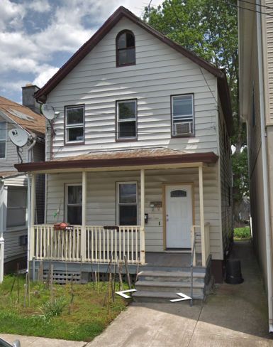 194 Lafayette St, Orange, NJ 07050