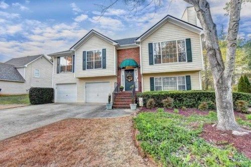 1801 Green Oak Circle, Lawrenceville, GA 30043