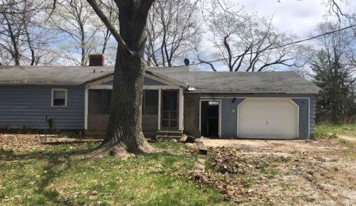 20401 Bluff Road, Frederick, IL 62639