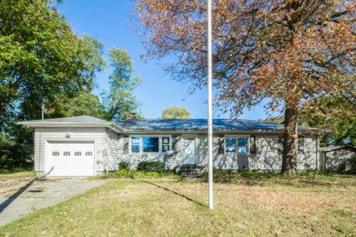 15 Viola Avenue, Leonardo, NJ 07737