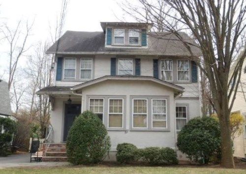 32 Jerome Ave, Glen Rock, NJ 07452