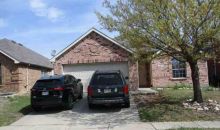 336 MYSTIC RIVER TRL Fort Worth, TX 76131