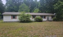 648 Coachpoint Rd Hartfield, VA 23071