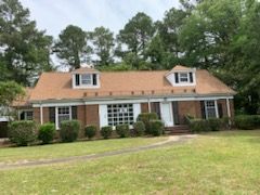 2718 Mirror Lake Dr, Fayetteville, NC 28303