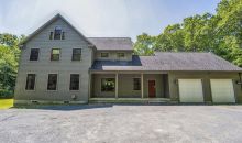 12 IROQUOIS LN Wilbraham, MA 01095