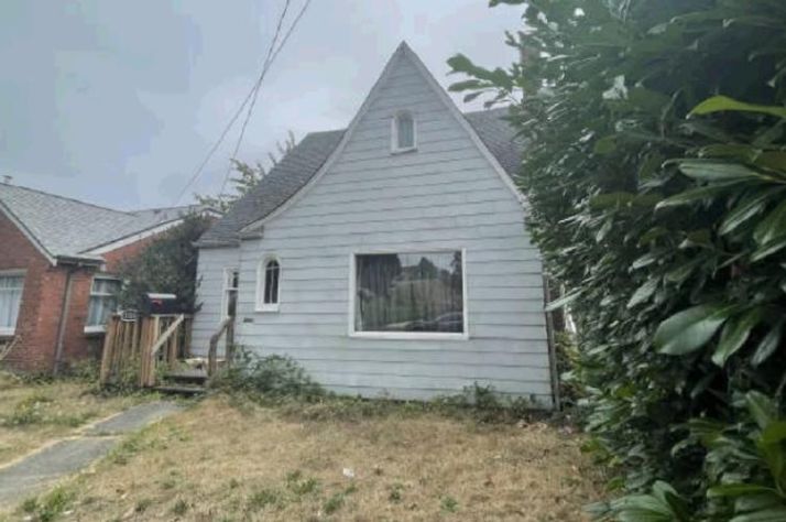 1014 WARREN AVE, Bremerton, WA 98337