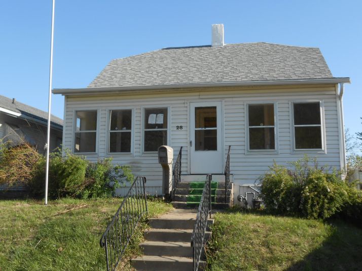 28 E Hyde Park Ave, Saint Joseph, MO 64504
