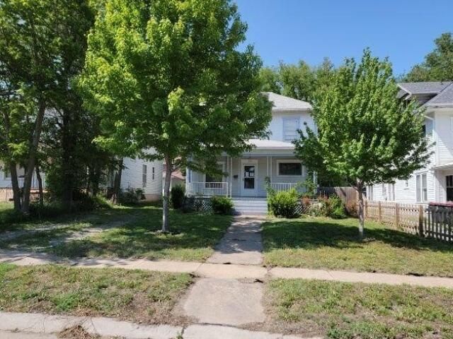 708 LINCOLN ST, Beatrice, NE 68310