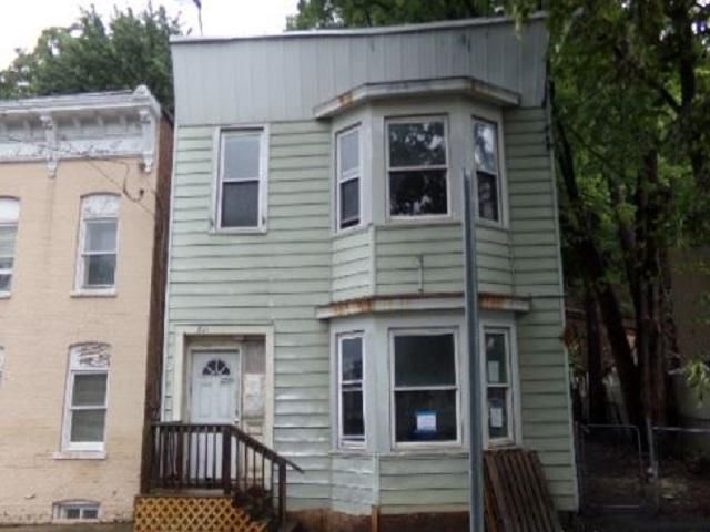 208 HILL ST, Troy, NY 12180