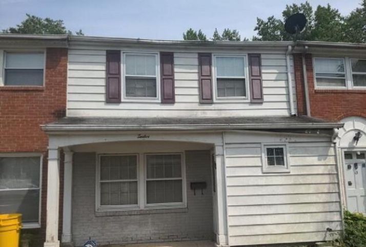 12 ROANOKE CT, Willingboro, NJ 08046