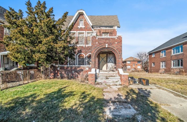 3250 Elmhurst, Detroit, MI 48206