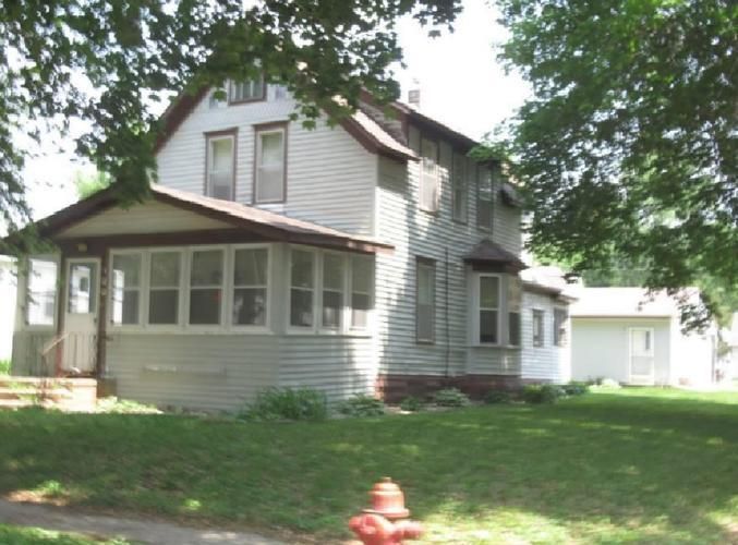 122 S 7TH ST, Montevideo, MN 56265
