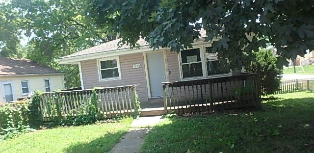 1205 Spruce St, Leavenworth, KS 66048