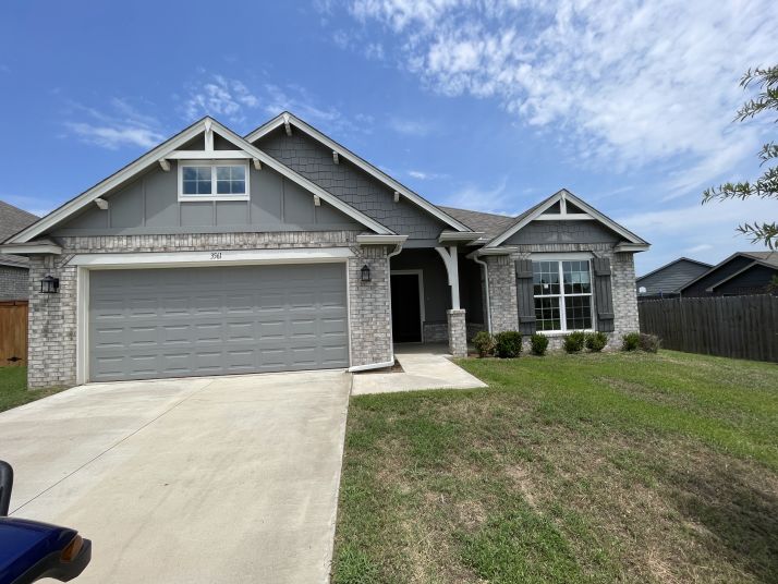 3561 E 144th St S, Bixby, OK 74008