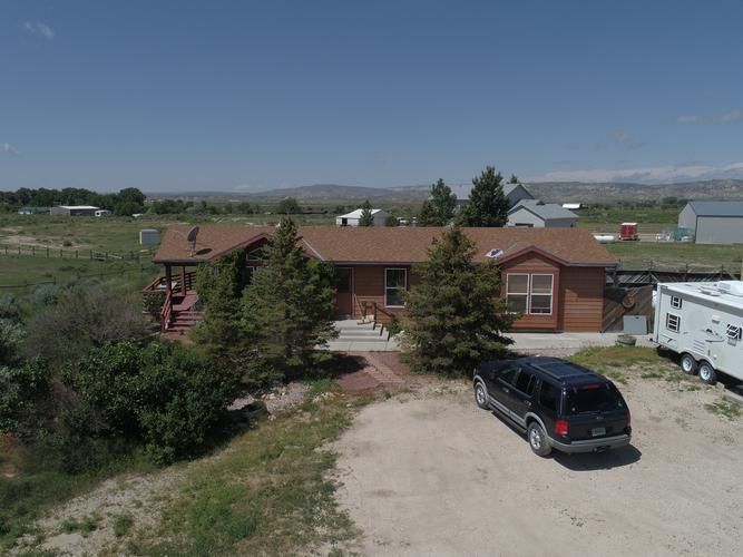 15397 Bates Creek Ln, Casper, WY 82604