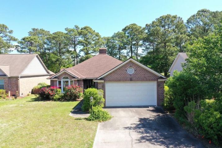 2125 N BERWICK DR, Myrtle Beach, SC 29575