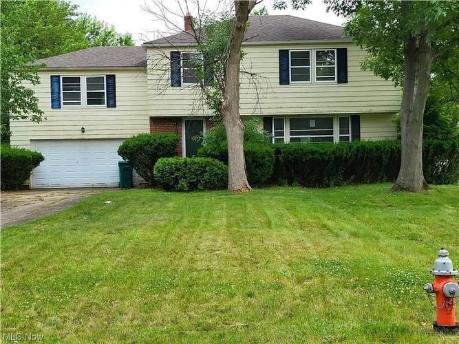 4932 NAN LINN DRIVE, Cleveland, OH 44143