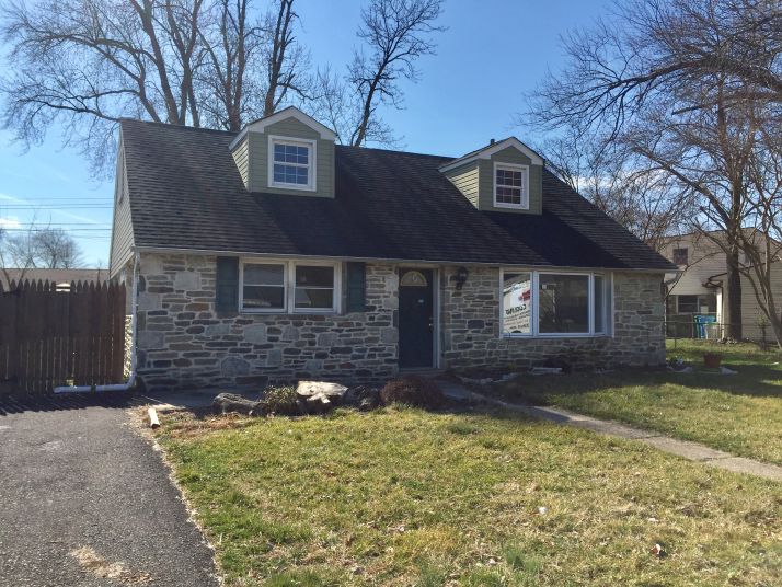 2515 Laurel Dr, Bristol, PA 19007