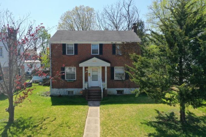 4211 COLONIAL RD, Pikesville, MD 21208