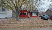 5812 HILLANDALE RD Davenport, IA 52806