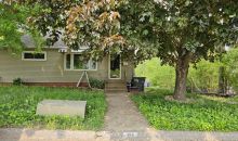 495 EDITH ST Dubuque, IA 52001