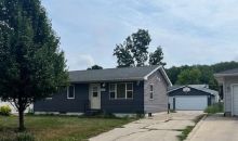 1522 LONGFELLOW AVE Waterloo, IA 50703