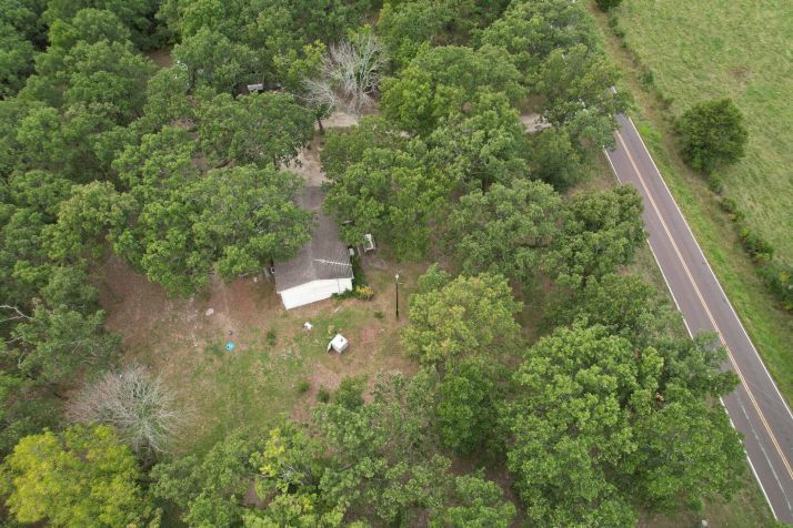 8901 ROUTE BB, Henley, MO 65040