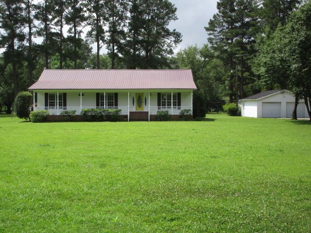 300 Radio Rd, Saint George, SC 29477