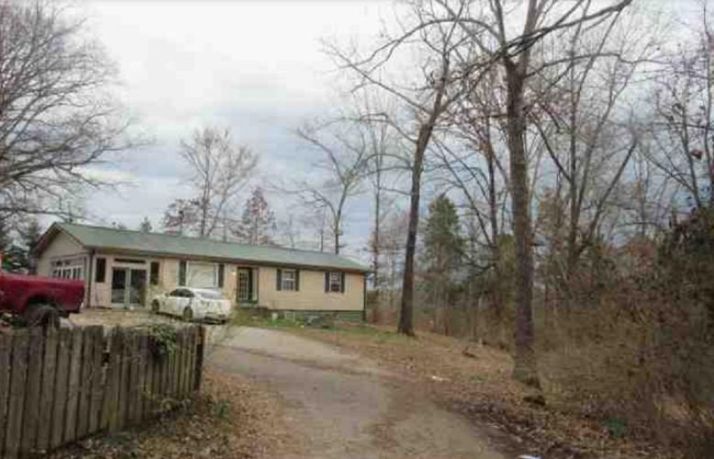 148 MASON ST, Madisonville, TN 37354