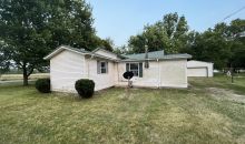 605 Chestnut St Browns, IL 62818