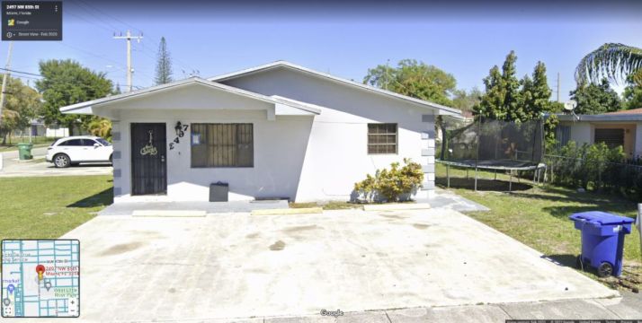 2497 NW 85 st, Miami, FL 33147