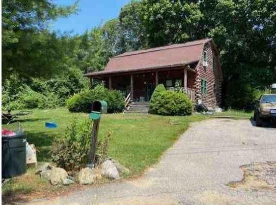 28 HUNTINGTON ST, Pawcatuck, CT 06379