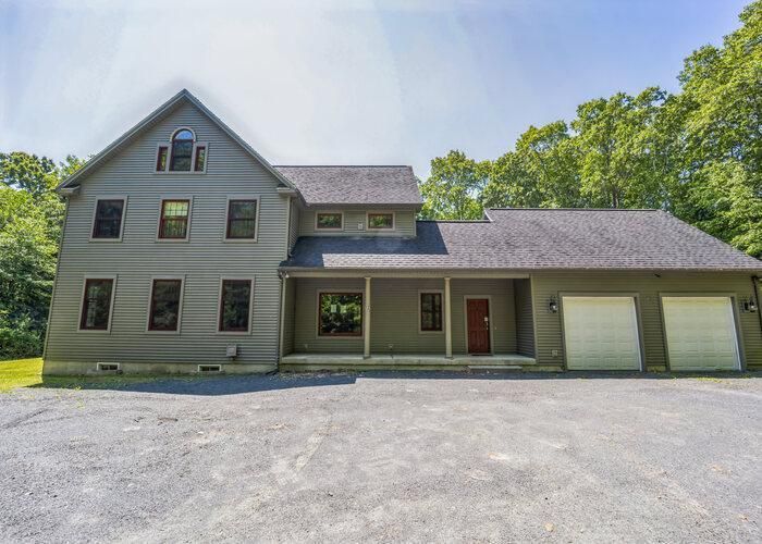 12 IROQUOIS LN, Wilbraham, MA 01095