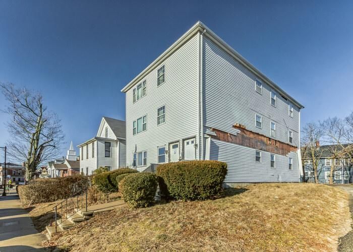 1099 RIVER ST, Hyde Park, MA 02136