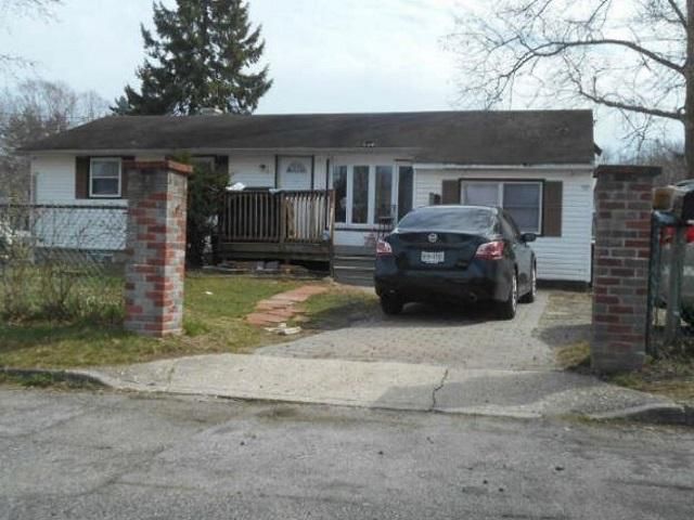 51 COLUMBUS AVE, Central Islip, NY 11722