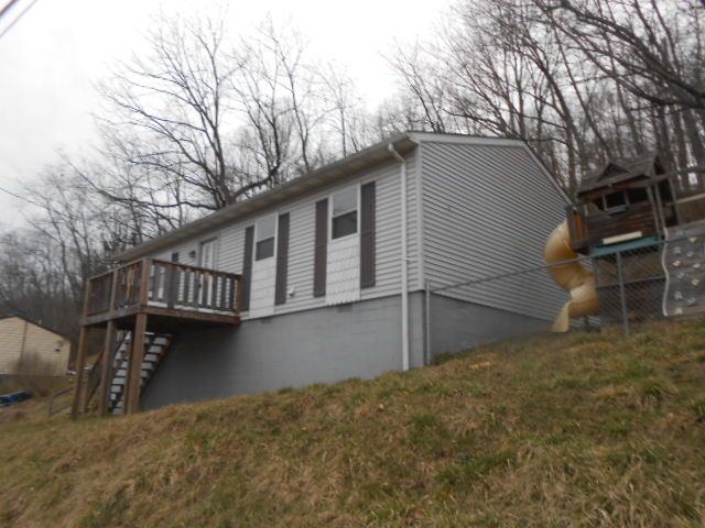 815 Laurel Drive, Mannington, WV 26582