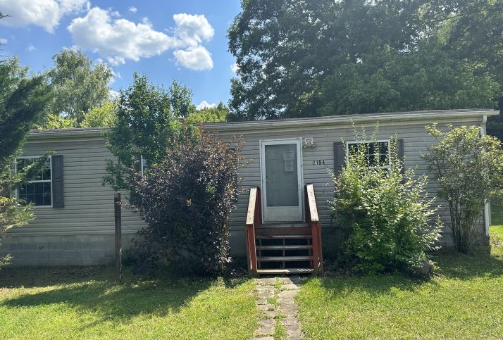 2194 Centerville Rd, Prichard, WV 25555