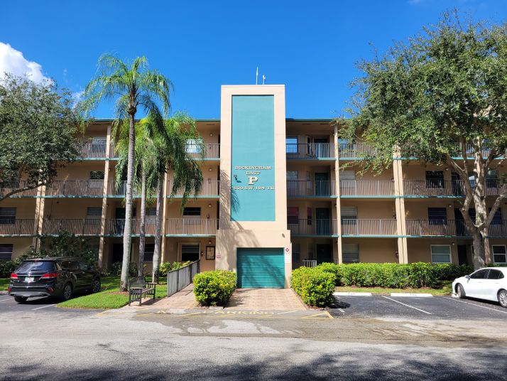 650 SW 124th Ter Unit 410p, Hollywood, FL 33027