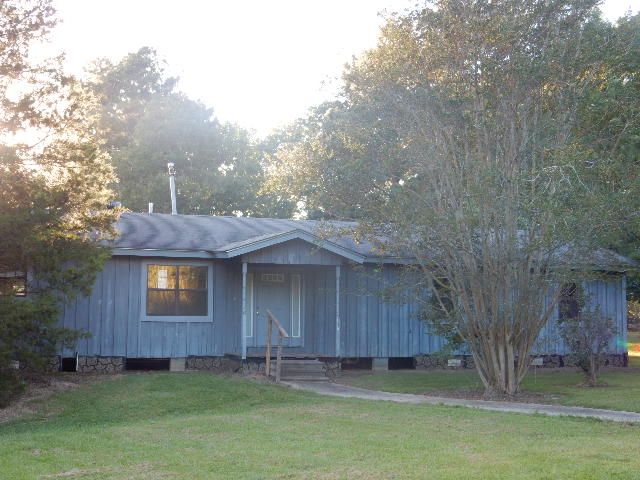 304 Old Highway 21, Forest, MS 39074