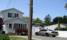 219 HYMAN AVE West Islip, NY 11795