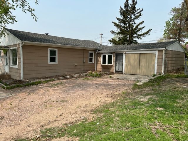 138 Anamosa Street, Rapid City, SD 57701