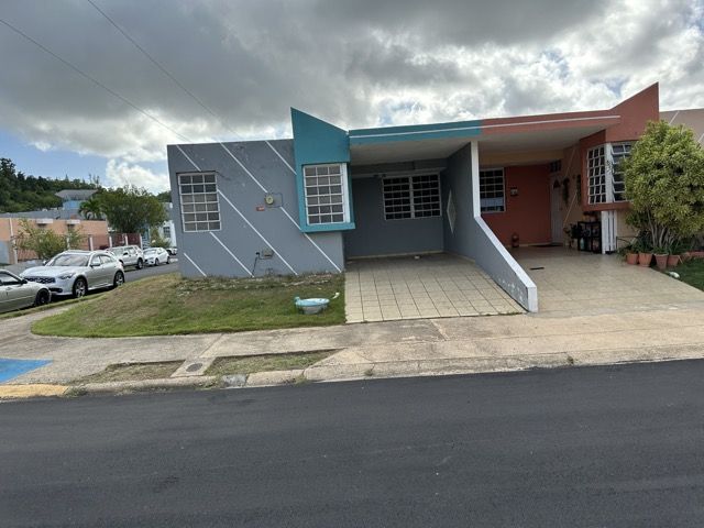 1h #547 Margarita St, Toa Alta, PR 00953