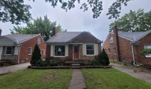 21325 Bournemouth St Harper Woods, MI 48225