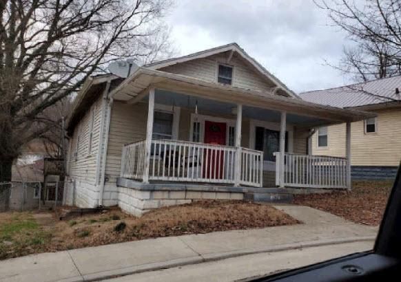 1129 THIRD CIR PROSPECT, Ashland, KY 41101
