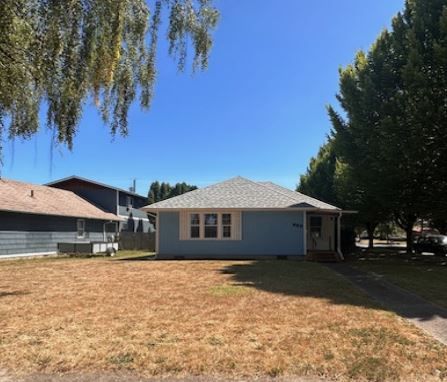 502 18th Ave, Longview, WA 98632